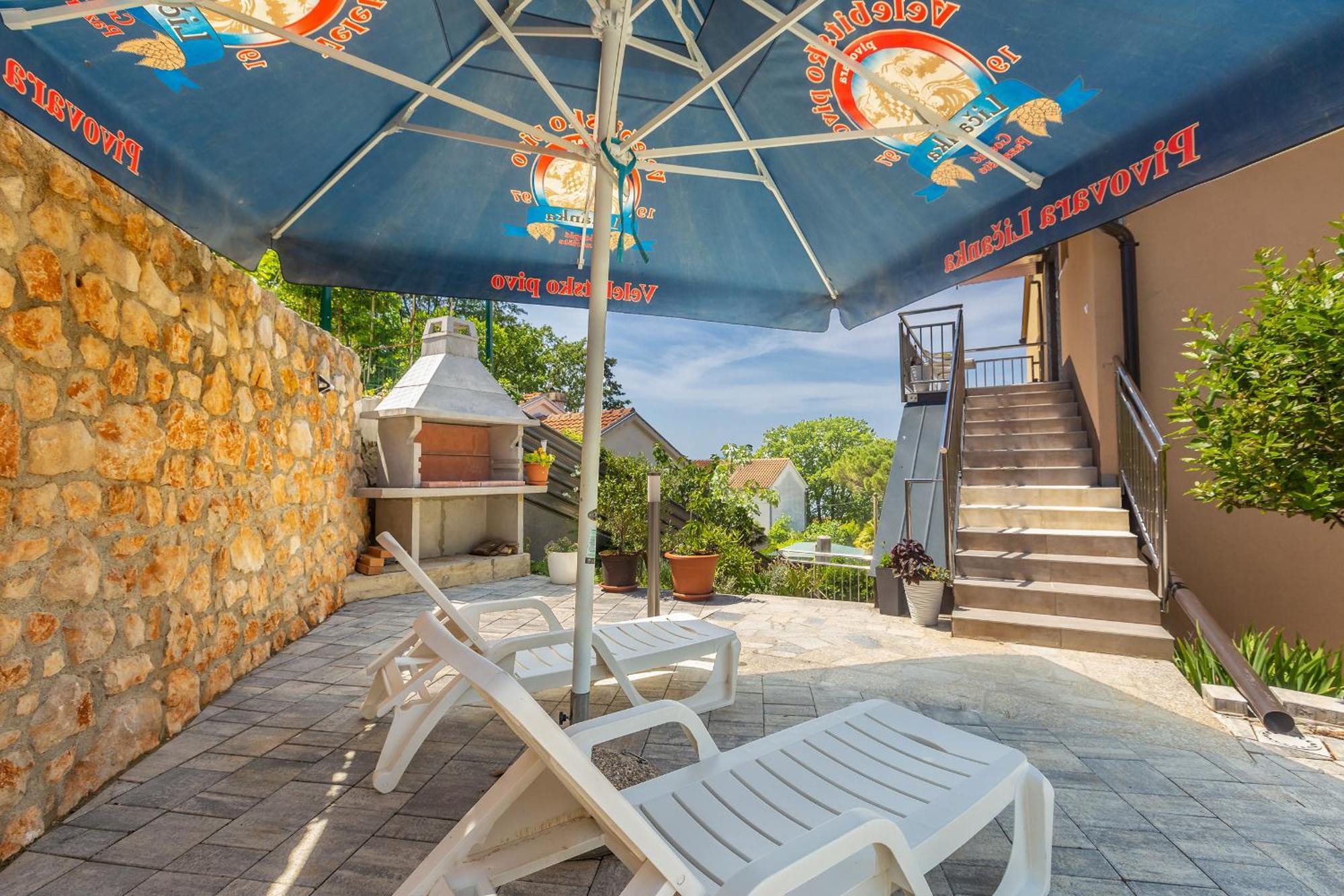 Apartmani Tena Njivice Exteriér fotografie
